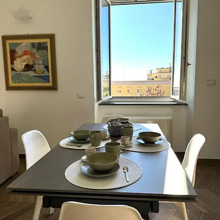 Alocasia Luxury Apartment *