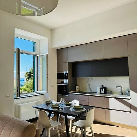 Apartment Alocasia Luxury